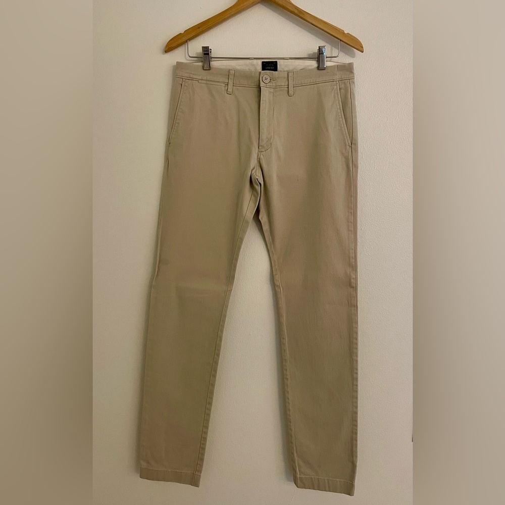 J. Crew Men's Khaki Chinos Size W30 L34 (EUC) - Picture 2 of 5